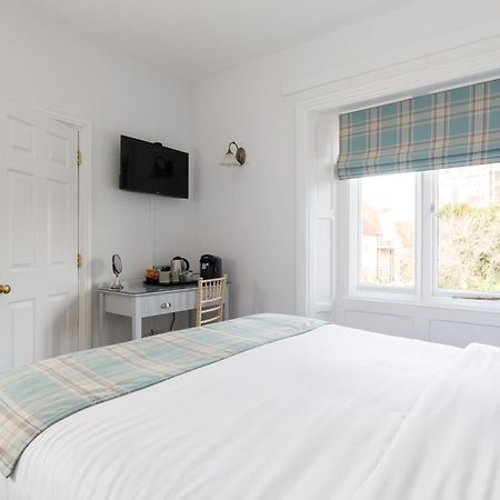 4 Canon Lane Chichester Luaran gambar