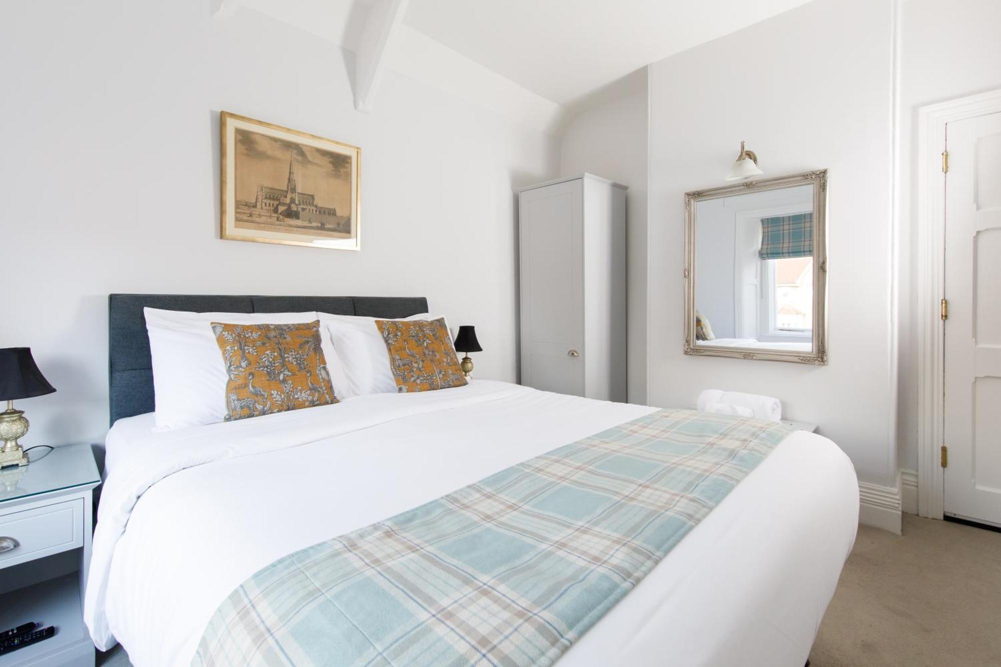 4 Canon Lane Chichester Luaran gambar